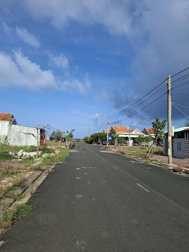 Đất nền Tái Định Cư Phú Lạc, Đông Hòa 200m² - Gần biển, thuận lợi đầu tư!