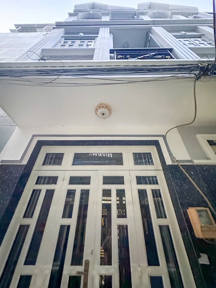 Nhà phố Hẻm 2319 Đường Huỳnh Tấn Phát, Nhà Bè 24m² giá 1.85 tỷ - Đầy đủ nội thất, sẵn sàng ở ngay!