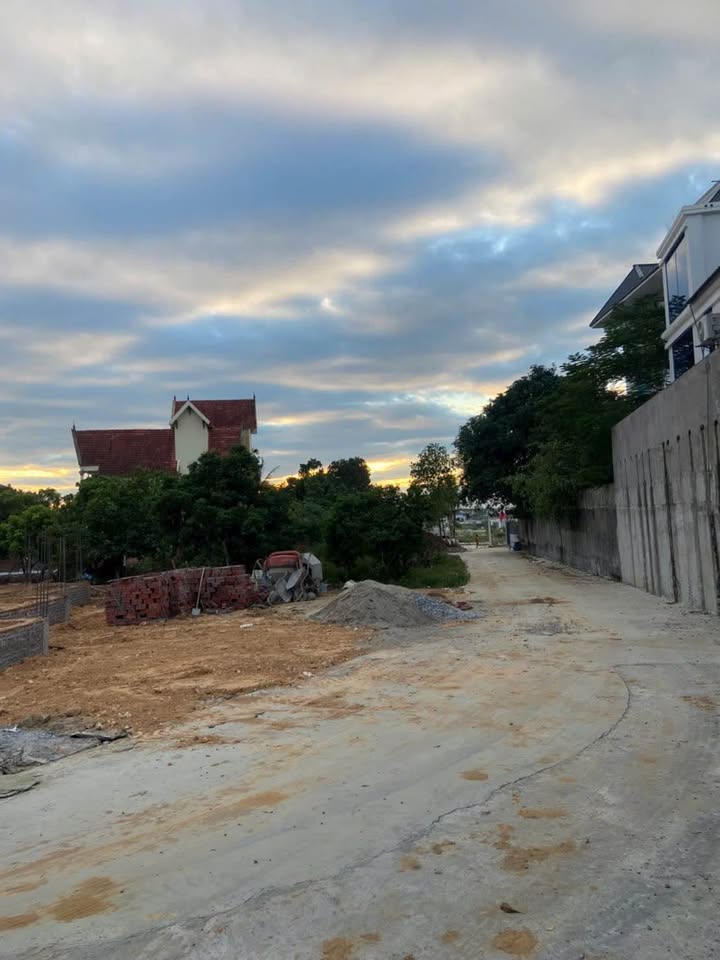 Đất nền đẹp Hải Yên Móng Cái 110m² giá chỉ 1.4 tỷ - Cơ hội đầu tư không thể bỏ lỡ!