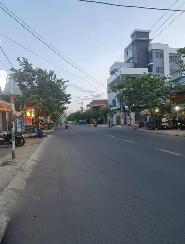 Xưởng mặt tiền đường Chiêu Liêu, Tân Đông Hiệp, Dĩ An 246m² giá 8.2 tỷ - Cơ hội đầu tư hấp dẫn!