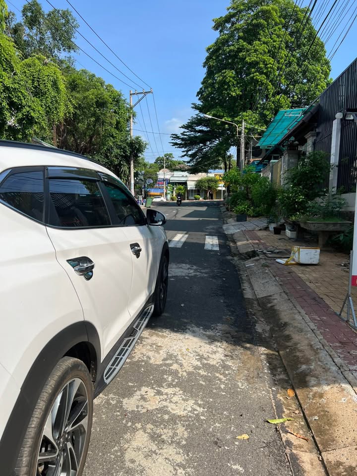 Nhà mặt tiền Nguyễn Duy, Tân Bình, Đồng Xoài 221m² - Giá chỉ 4.8 tỷ!