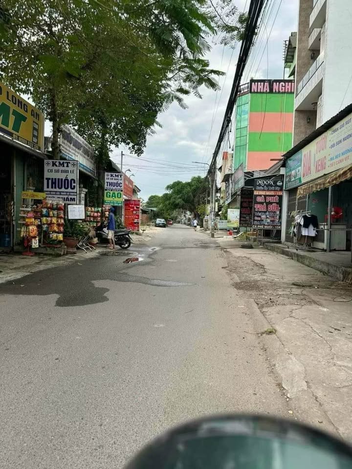 Đất mặt tiền kinh doanh Phú Hòa, Thủ Dầu Một, 200m² giá 7 tỷ - Cơ hội đầu tư tuyệt vời!