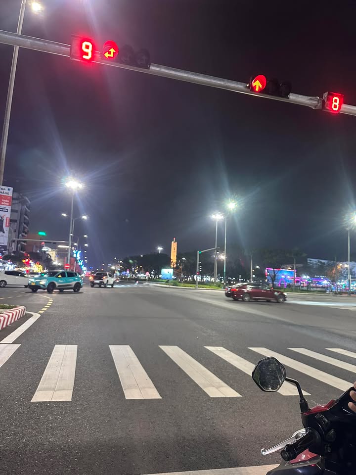 Bán FrontHouse mặt tiền đường Mai Dị, Hòa Cường Bắc 110m² giá 9 tỷ - Cơ hội vàng cho nhà đầu tư!