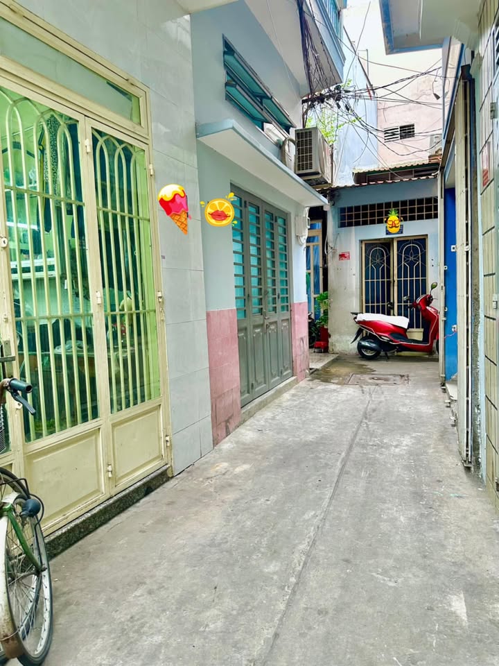 Nhà C4 Gác 92m² góc Lê Độ, Đà Nẵng - Giá chỉ 4.55 tỷ thương lượng nhẹ!