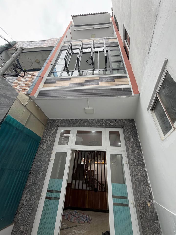 Nhà phố Hàn Mặc Tử, Quy Nhơn 48m² giá 3 tỷ - Gần chợ, trường học, biển