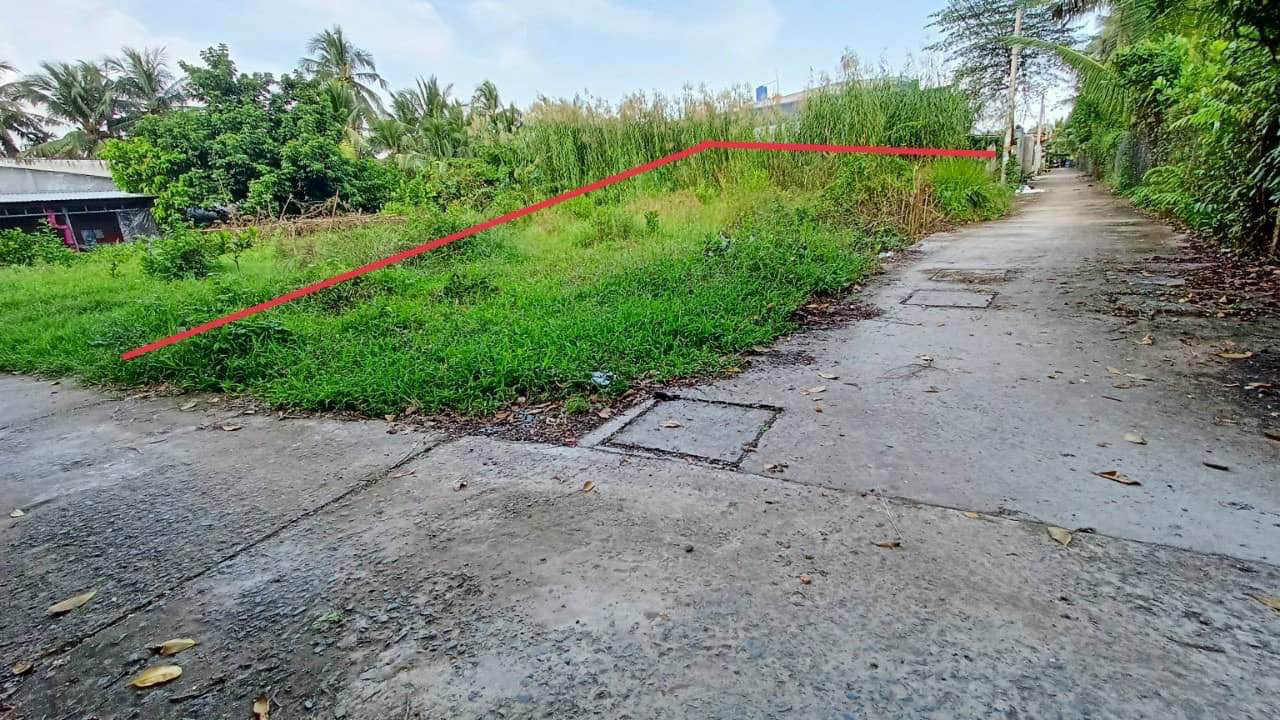 Đất nền 2 mặt tiền xã Phú Hưng, Bến Tre 128.8m² - Giá 570 triệu, tiện ích đẳng cấp!