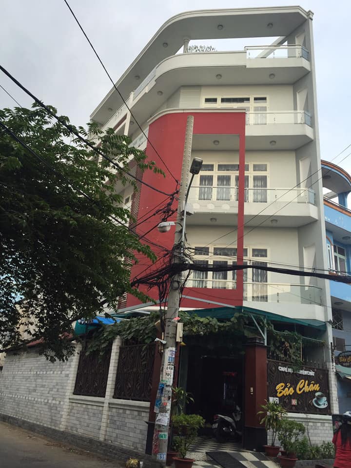 Nhà bán chính chủ tại Bình Trị Đông, Quận Bình Tân - 122m² - Đang kinh doanh quán cà phê