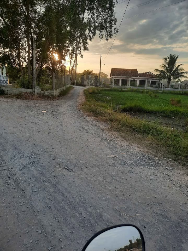 Đất nền Hậu Nghĩa, Đức Hòa, Long An 1000m² giá 1.2 tỷ - Pháp lý rõ ràng, sẵn sàng xây dựng!