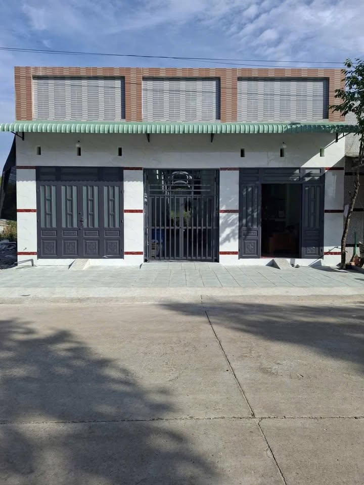 Nhà trọ đẹp tại Khu Công nghiệp Mỹ Phước 3, Bến Cát 300m² - Đầu tư sinh lời ổn định!