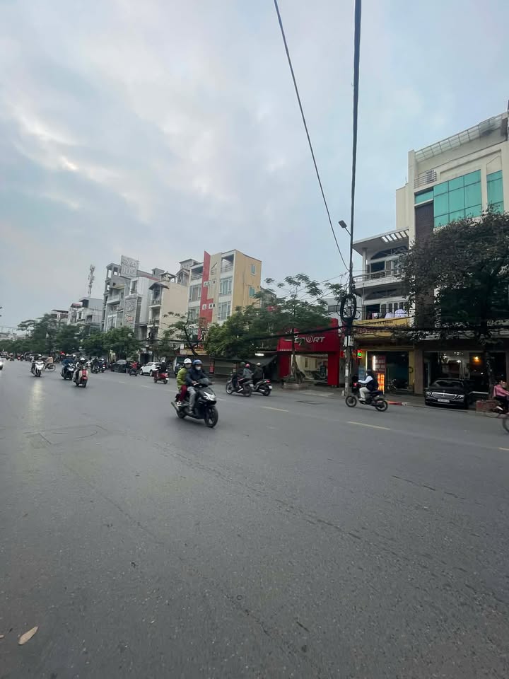 Nhà mặt tiền Tôn Đức Thắng Lê Chân 45m² giá 8,7 tỷ - Sản phẩm hiếm có!