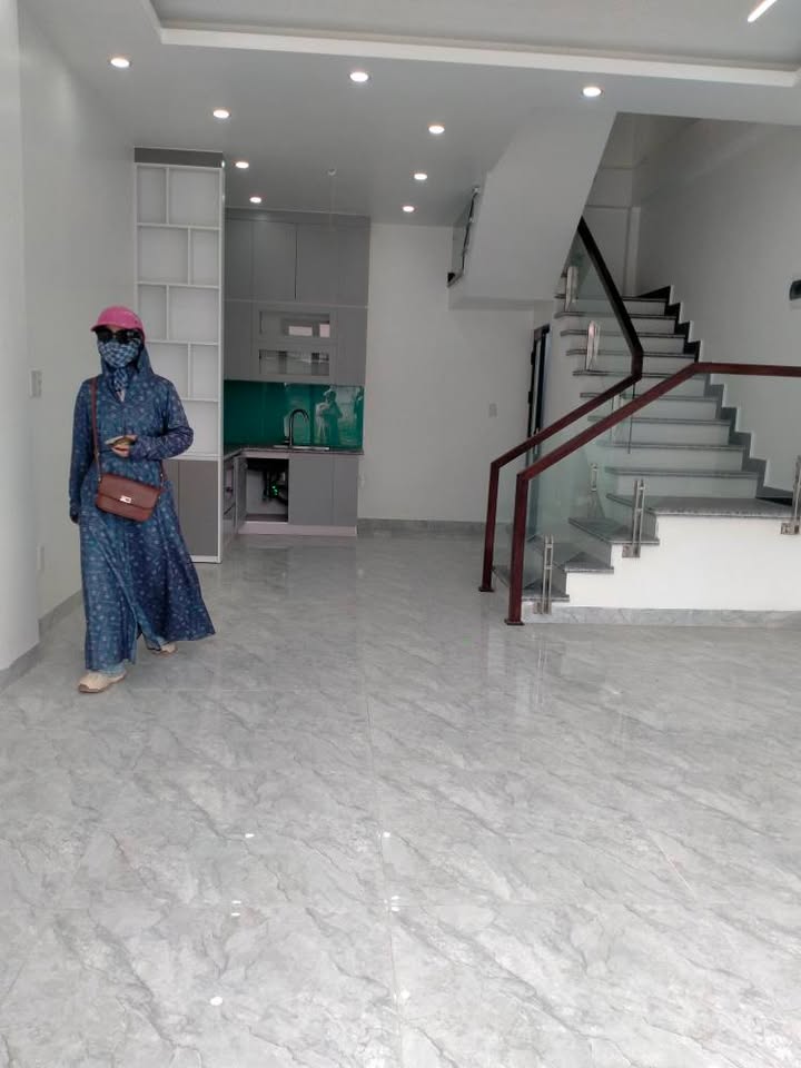 Nhà 3 tầng tổ 7 Thị trấn An Dương 40m² giá 2.15 tỷ - Gần trung tâm tiện ích!