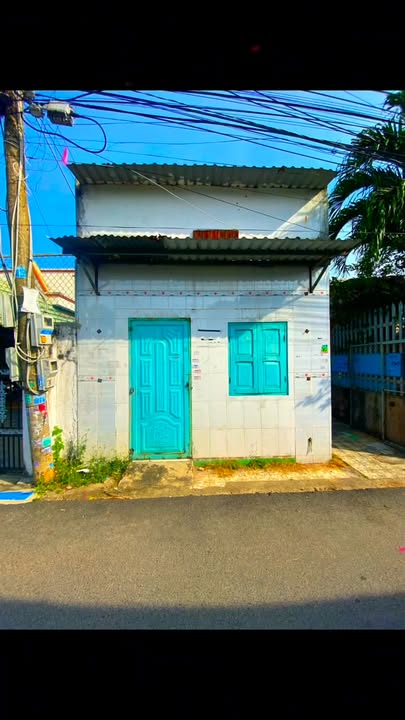 Nhà phố Phước Hưng Long Điền 100m² giá 1.95 tỷ - Bán gấp mặt tiền đường nhựa!