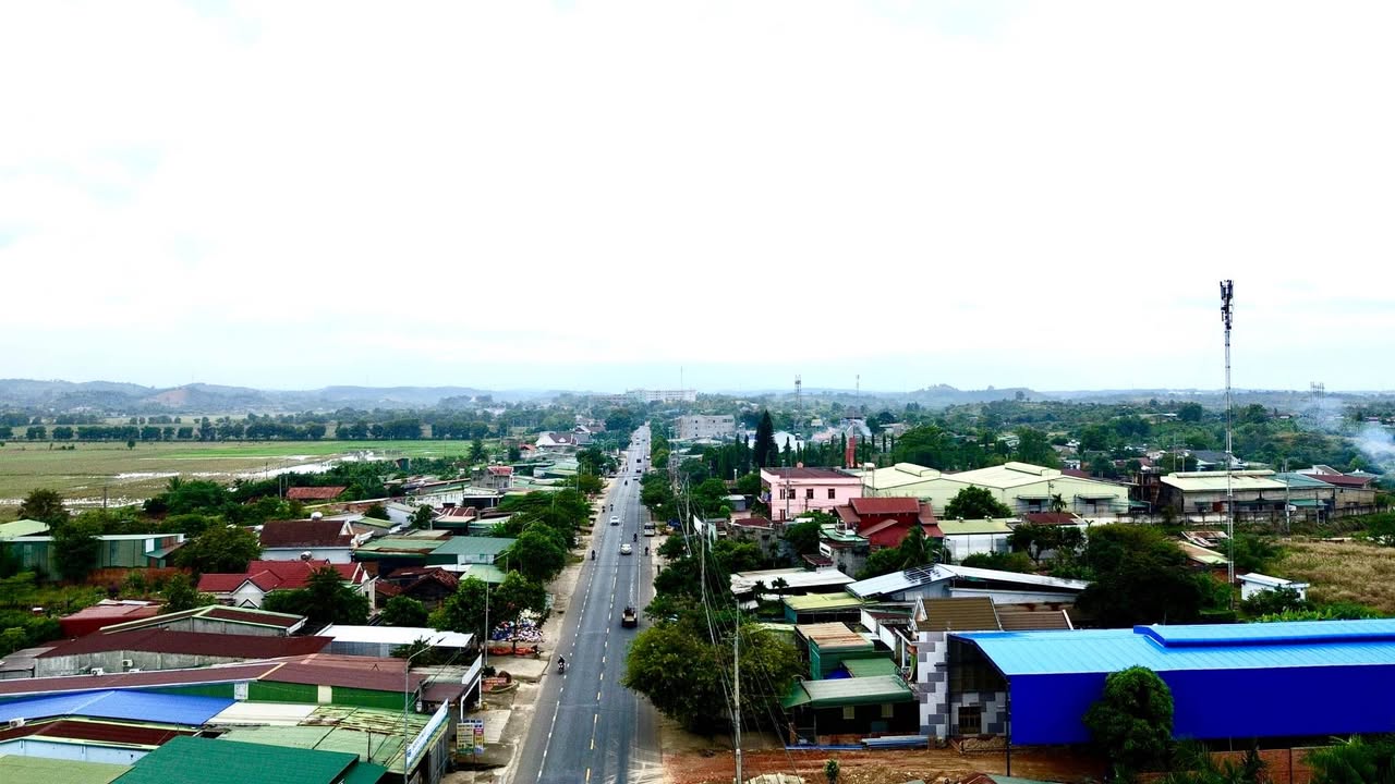 Đất nền Cư Jút, Đắk Nông 351m² giá 1.2 tỷ - Vị trí trung tâm thuận lợi!