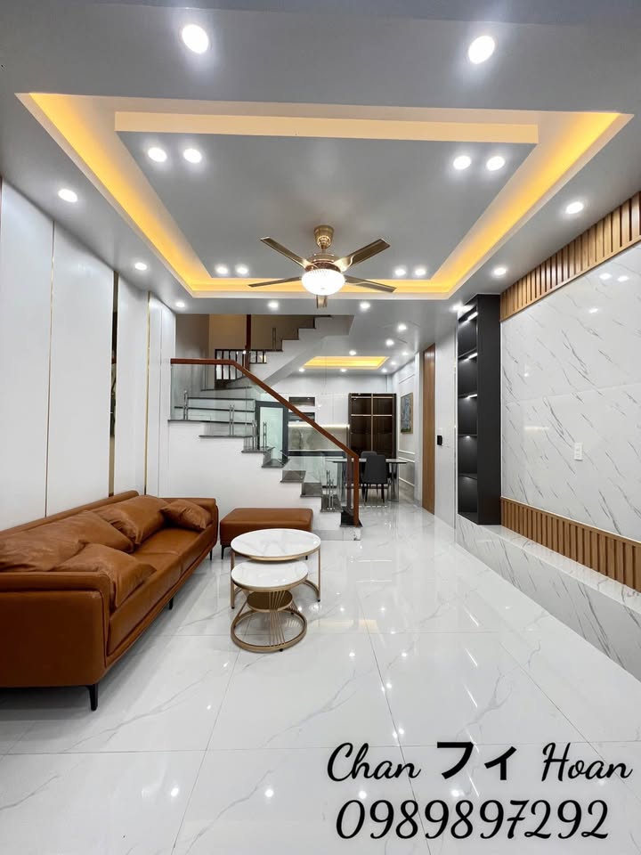 Nhà 3 tầng Kỳ Bá, Thái Bình 36m² giá 2 tỷ - Thiết kế hiện đại, đầy đủ nội thất!