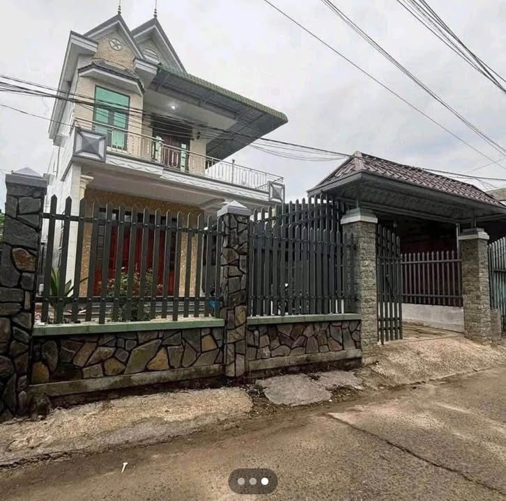 Nhà lầu Phú Thanh, Tân Phú 270m² giá 2.5 tỷ - Đầu tư sinh lời ngay!