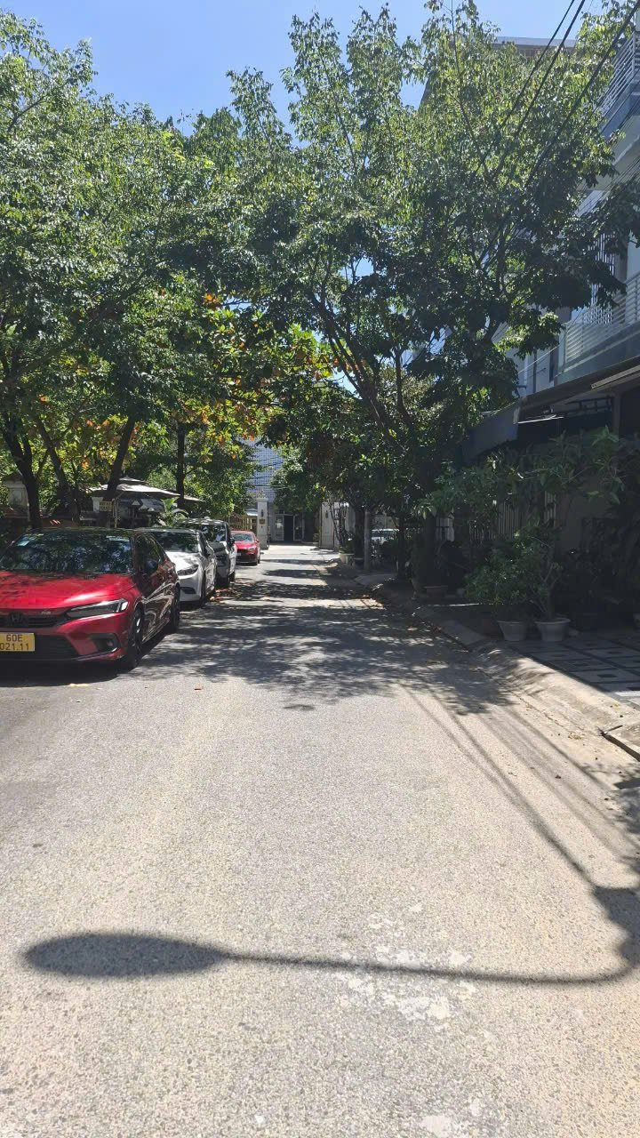 Nhà cấp 4 đường Mỹ Đa Tây 9, quận Ngũ Hành Sơn, 90m² - Hướng Đông Bắc, giá 6.7 tỷ - Sẵn sàng vào ở!