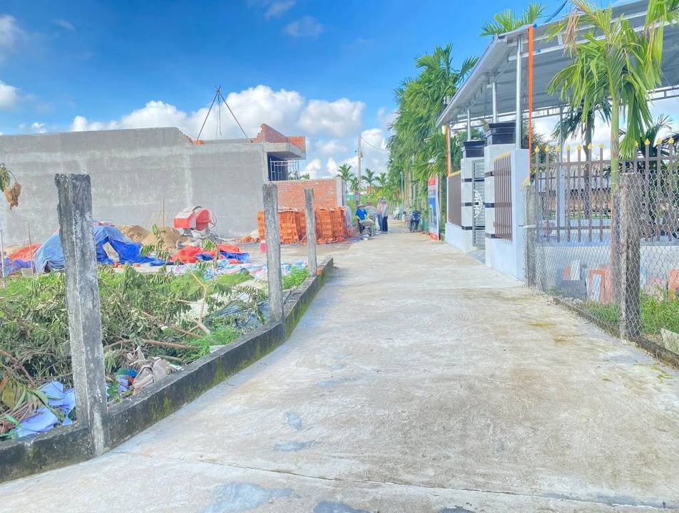 Đất nền Trương Quang Trọng 135m² giá 550 triệu - Pháp lý rõ ràng, dân cư đông đúc!