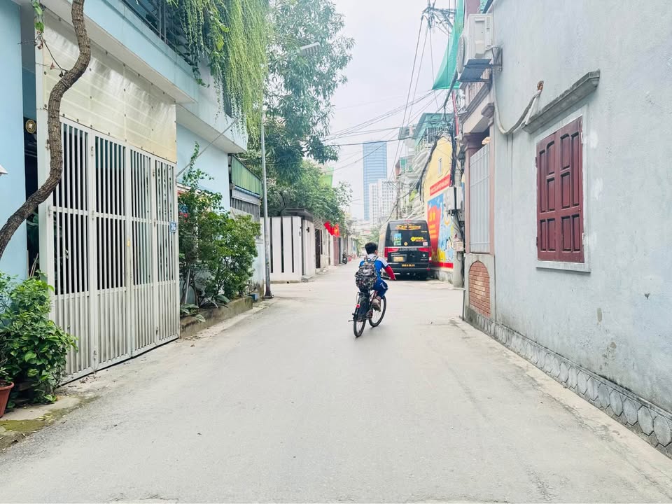 Đất mặt đường Phùng Phúc Kiều, Vinh 130m² giá 5 tỷ - Đường thông xe tránh, vị trí đắc địa!