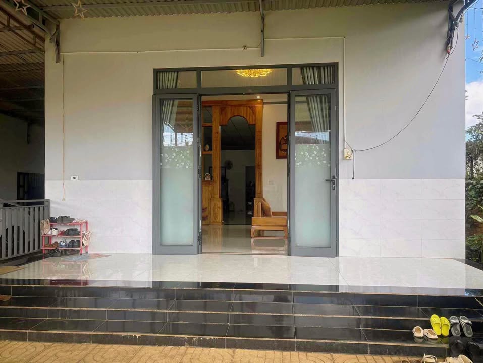 Nhà Tân Hòa, Ea Ktur, Cư Kuin 360m² giá 1.4 tỷ - Vị trí thuận lợi gần chợ và trường học!