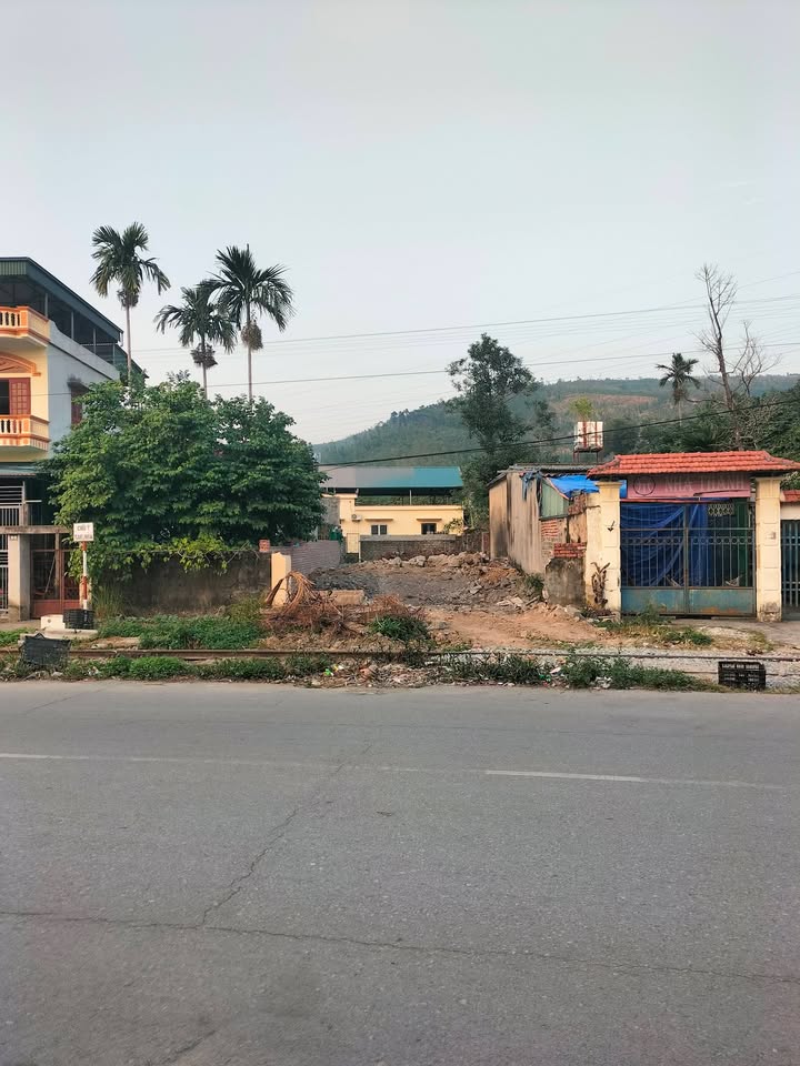 Đất mặt đường Thanh Niên Uông Bí 181m² giá thỏa thuận - Cơ hội đầu tư hấp dẫn!