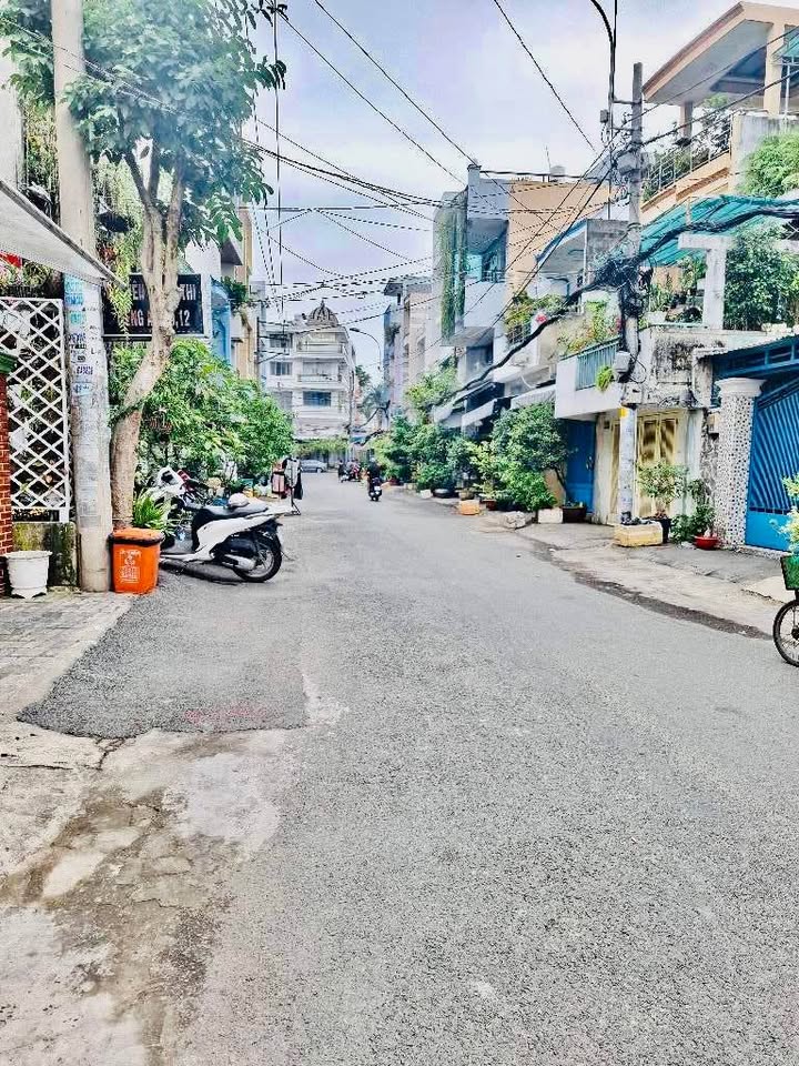 Nhà mặt tiền Cư Xá Phú Lâm A, Quận 6, 76m² chỉ 9.1 tỷ - Tiềm năng kinh doanh lớn!