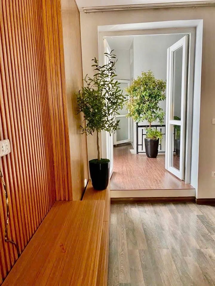 Nhà riêng Tân Mai Hoàng Mai 39m² giá 4.55 tỷ - Sổ đỏ chính chủ, sân vườn thoáng mát