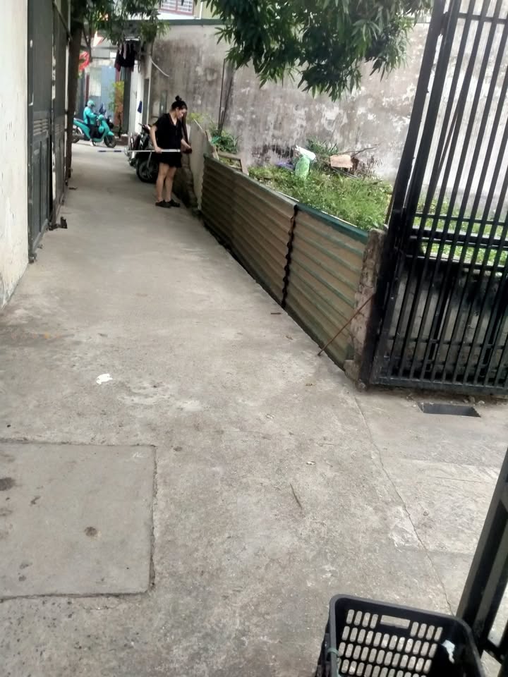 Đất nền tại Ngõ 11 Tả Thanh Oai 46m² - Ô tô vào tận nơi, giá thỏa thuận!