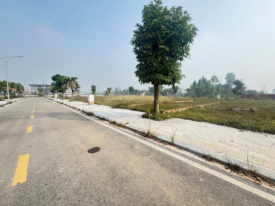 Lô đất đẹp dự án Khu đô thị Spring Khu 3 Vân Phú 90m² giá 2 tỷ - Cơ hội đầu tư hấp dẫn!