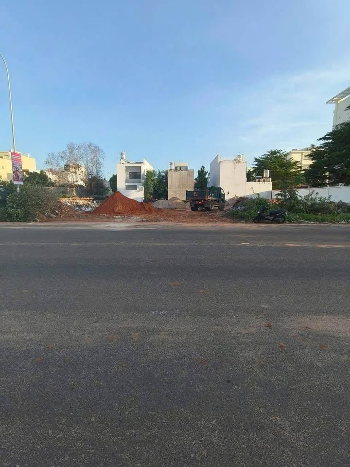 Đất nền mặt tiền kinh doanh Võ Văn Kiệt, Phan Thiết 125m² giá 5.5 tỷ - Đầu tư sinh lời ngay!