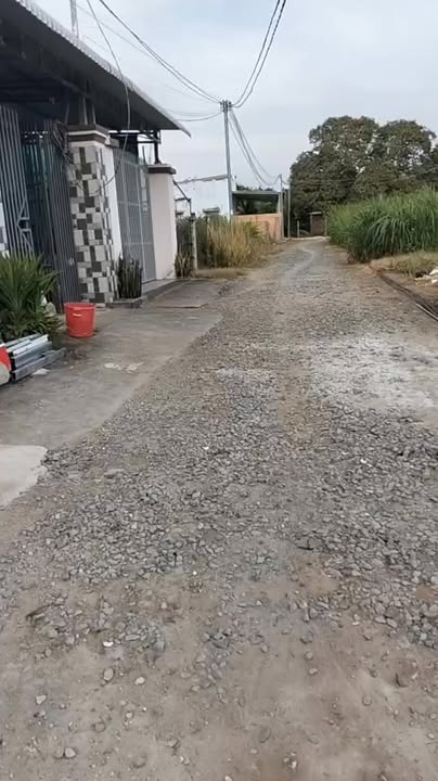 Nhà riêng Suối Cát 154m² giá 6 tỷ - Thiết kế đẹp, khu dân cư sôi động!