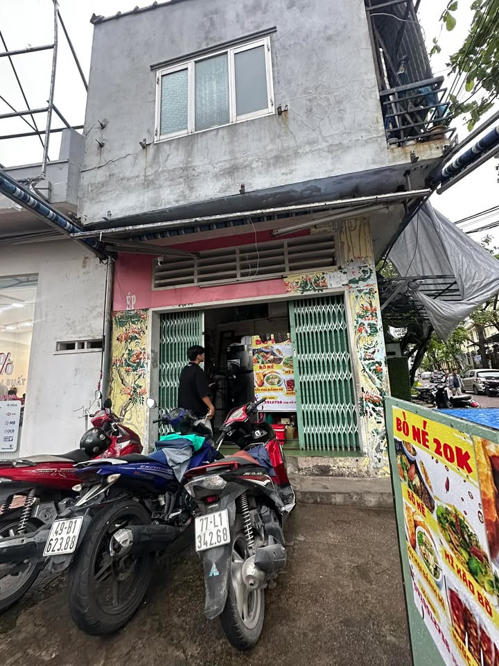 Nhà mặt tiền đường Võ Văn Dũng, Quy Nhơn 1PN giá 4 triệu - Phù hợp kinh doanh