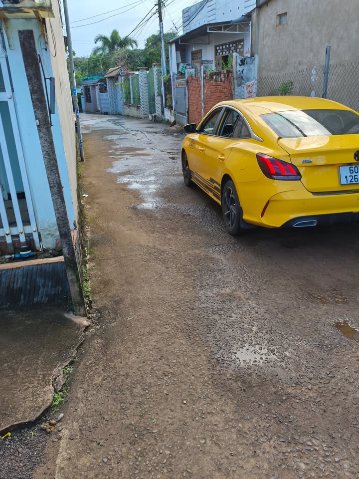 Đất nền Bảo Vinh 120m² giá 850 triệu - Vị trí đắc địa, xây dựng liền!