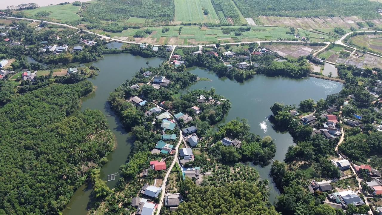 Đất nền Đan Thượng, Hạ Hòa 390m² giá chỉ 700 triệu - Sẵn nhà cấp 4, mặt hồ thoáng mát!