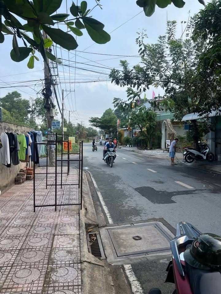 Đất mặt tiền Võ Văn Hát, Thủ Đức 820m² giá 18.9 tỷ - Cơ hội vàng cho đầu tư!