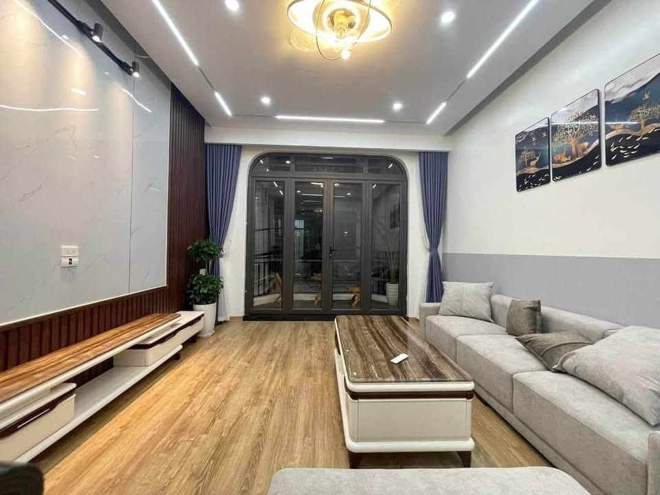 Nhà phố Yên Hoà Cầu Giấy 48m² giá thỏa thuận - Ô tô đỗ cửa, đầu tư lý tưởng!