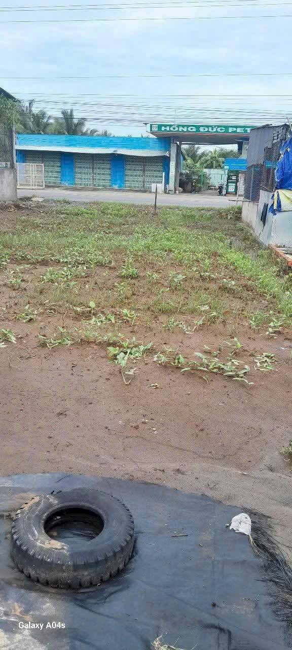 Đất nền 540.5m² mặt tiền Quốc lộ 57B, Bình Đại - Giá chỉ 5.41 tỷ, đầu tư sinh lời!