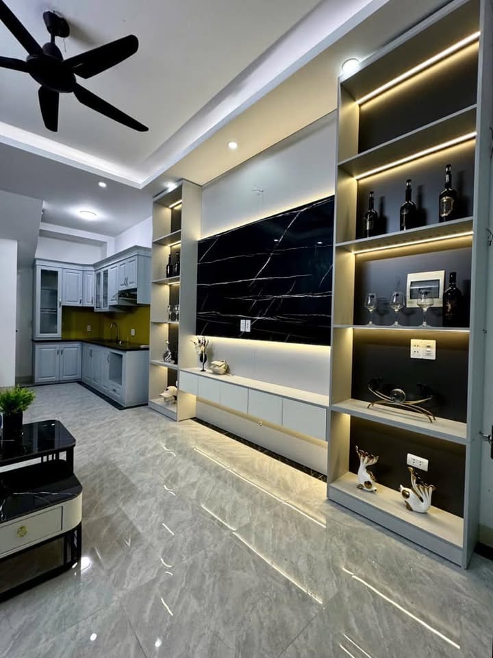 Nhà phố Đại Từ, Hoàng Mai 35m² giá 6.2 tỷ - Đẹp lung linh, sẵn sàng ở ngay!