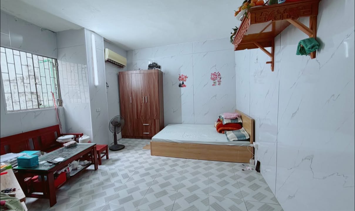 Nhà riêng Định Công 21.5m² giá 2 tỷ - Chính chủ bán gấp!