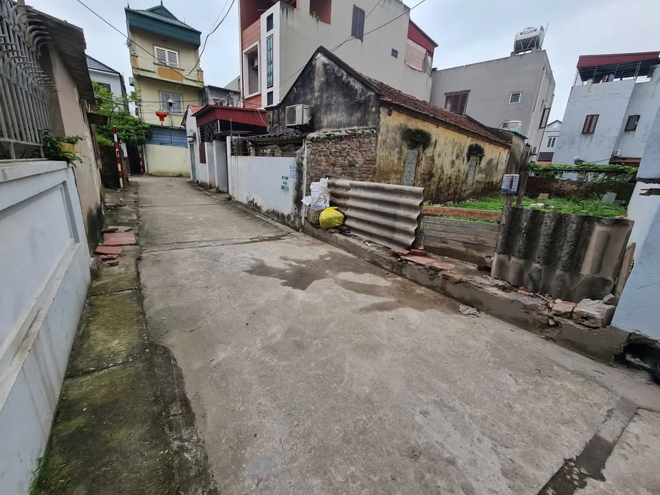 Đất thổ cư Thị Trấn Neo Yên Dũng 67m² giá 1.8 tỷ - Đường ô tô tránh nhau