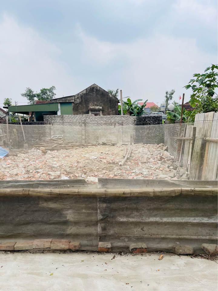 Đất Hưng Chính Vinh 61,3m² giá 1.42 tỷ - Vị trí đắc địa, xây nhà ở lâu dài!