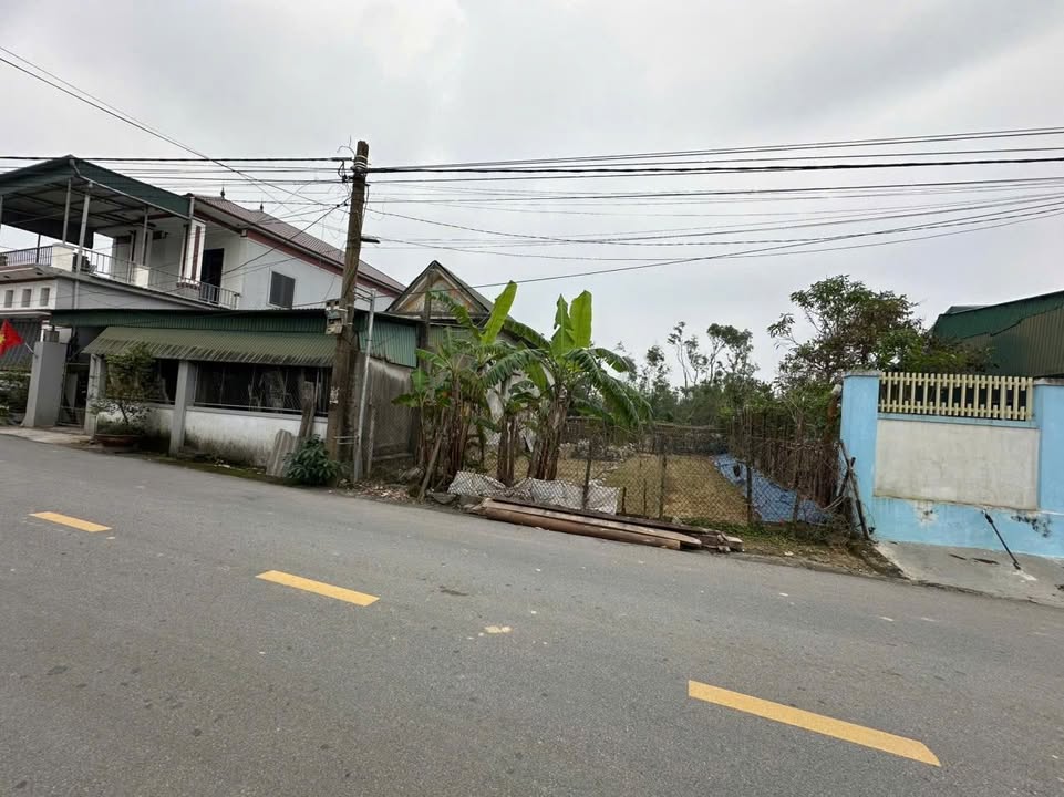 Đất Trần Phú Hà Tĩnh 200m² giá 2.4 tỷ - Đầu tư kinh doanh lý tưởng!