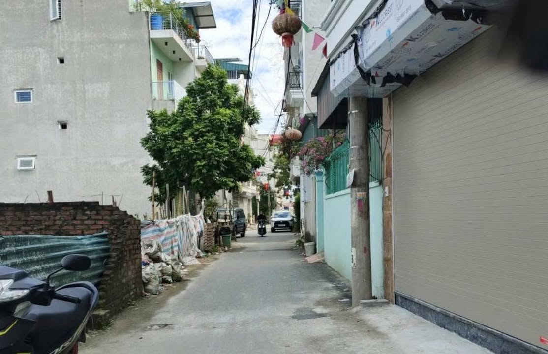 Nhà Phương Canh, Nam Từ Liêm, 36m² giá 6 tỷ - Nhà mới xây 5 tầng, ô tô đỗ cổng!