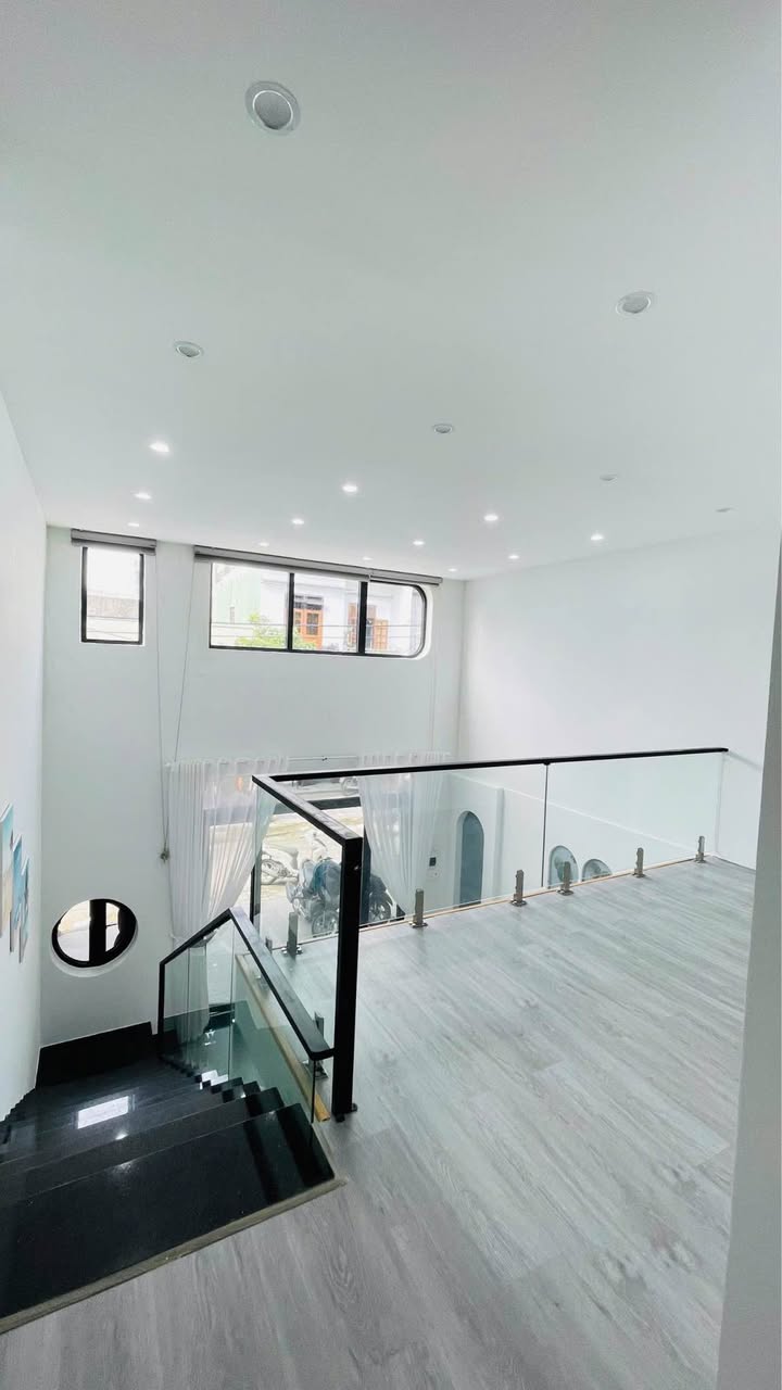 Nhà mặt tiền Tân Thái, Sơn Trà 65m² giá 6 tỷ - Gần biển Mân Thái!