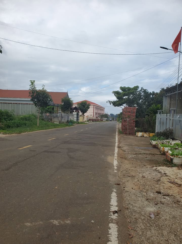 Đất thổ cư Di Linh 140m² giá 2.15 tỷ - Cần bán gấp!