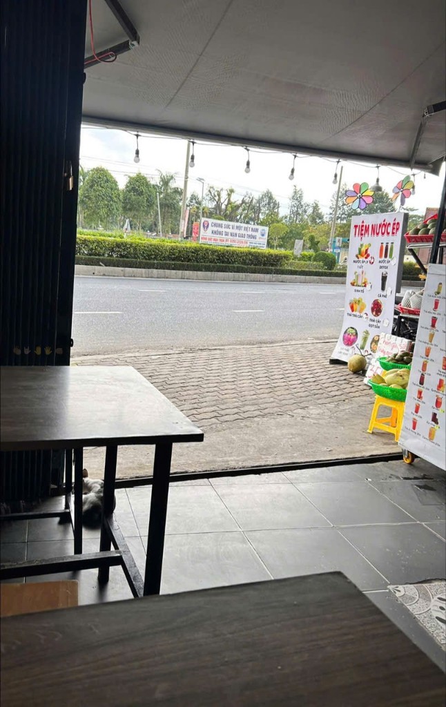 Cho thuê mặt bằng Nguyễn Văn Linh 90m² giá 10.5 triệu - Vị trí đắc địa gần bệnh viện!