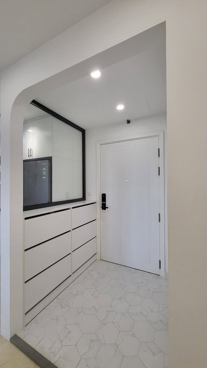 Căn hộ 3 phòng ngủ tại Chung cư D'Capitale, Cầu Giấy giá 30 triệu - Không thể bỏ lỡ!