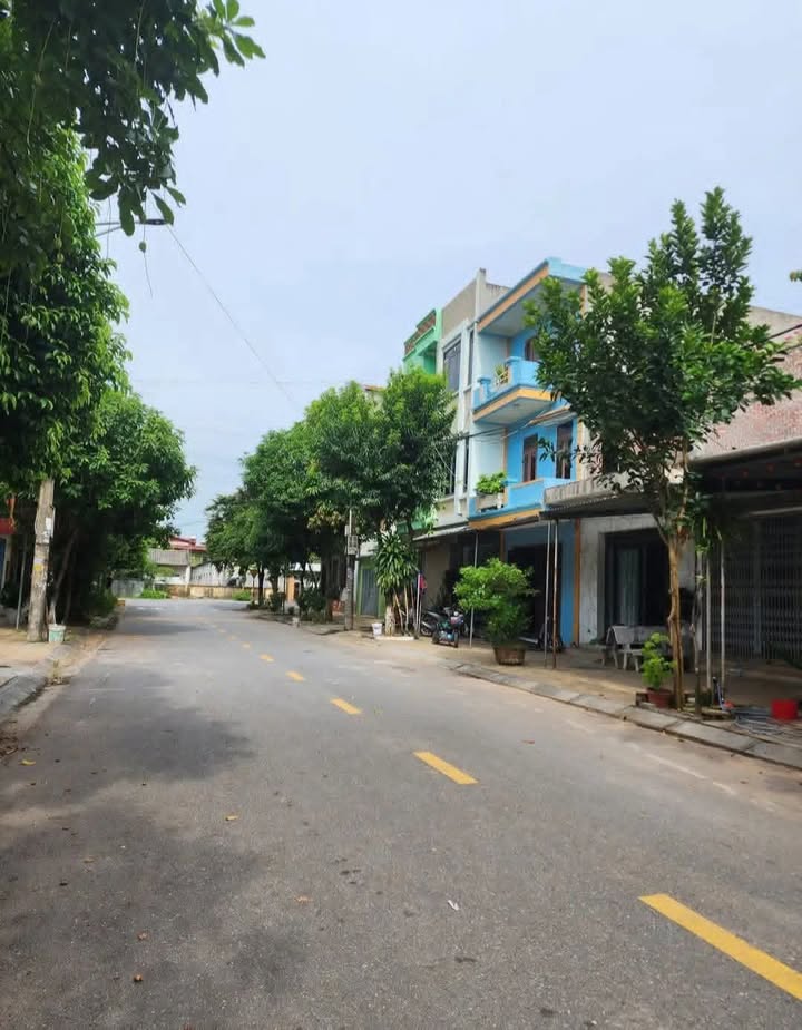 Lô đất đẹp 60m² mặt tiền đường Lý Thường Kiệt, Phủ Lý - Sổ đỏ chính chủ chỉ 2 tỷ!