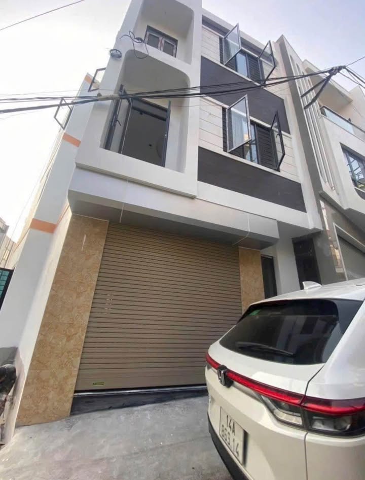 Nhà phố Cao Thắng Hạ Long 50m² giá 2.95 tỷ - Hướng Đông, ô tô đỗ cửa!