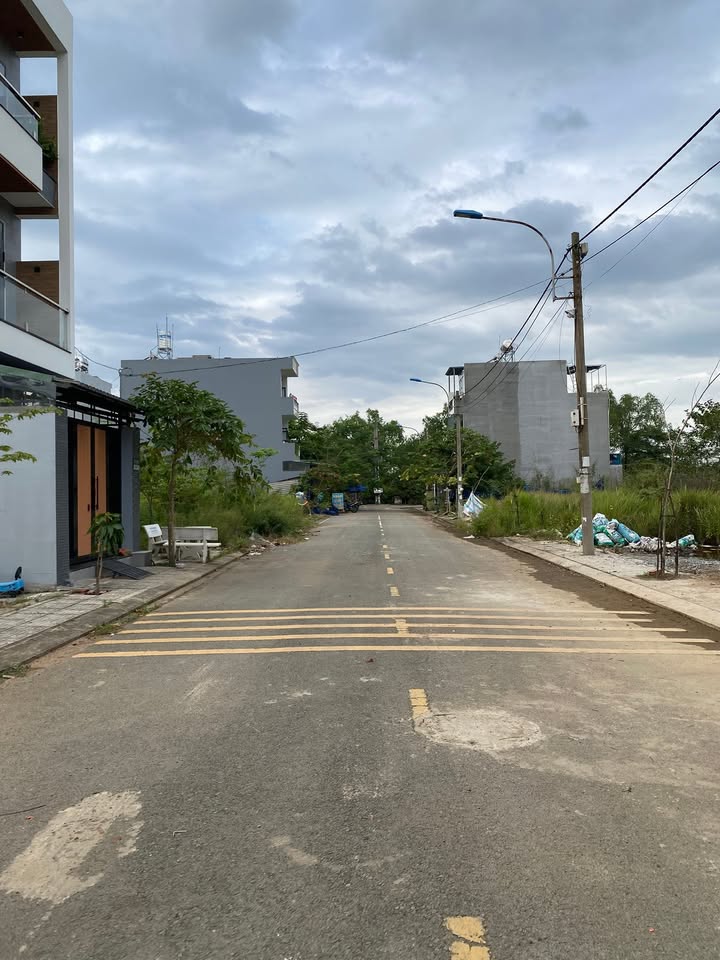 Đất nền dự án Long Phước 60m² giá 2.32 tỷ - Xây dựng tự do ngay!