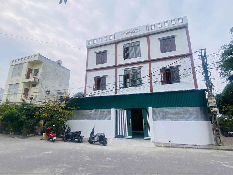 Nhà 3 tầng Tiền Phong, TP Thái Bình 86m² giá 4 tỷ - Thiết kế rộng rãi cho gia đình đông thành viên!